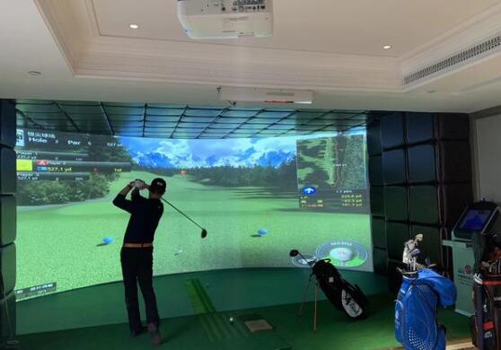 校園高爾夫 高爾夫進(jìn)校園趨勢(shì) 鳴時(shí)達(dá)（wingStar）與大連長興島廣福小學(xué)的合作